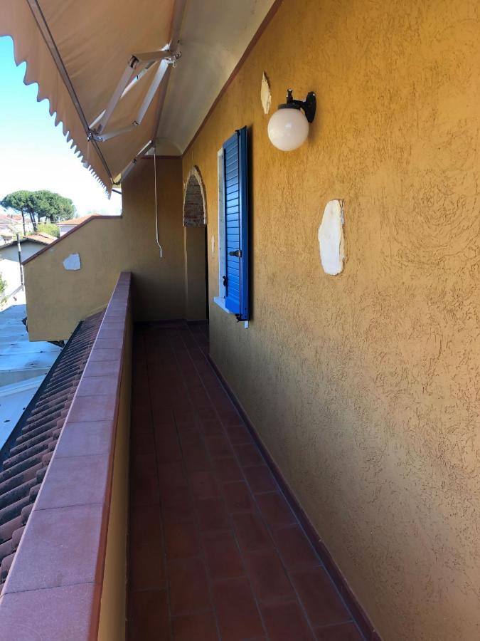 Casa Vacanze Sunflower 卡拉拉 外观 照片