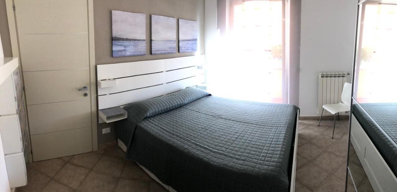 Casa Vacanze Sunflower 卡拉拉 外观 照片