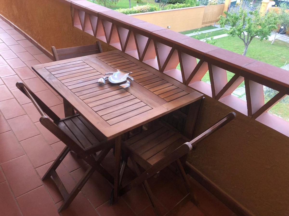 Casa Vacanze Sunflower 卡拉拉 外观 照片